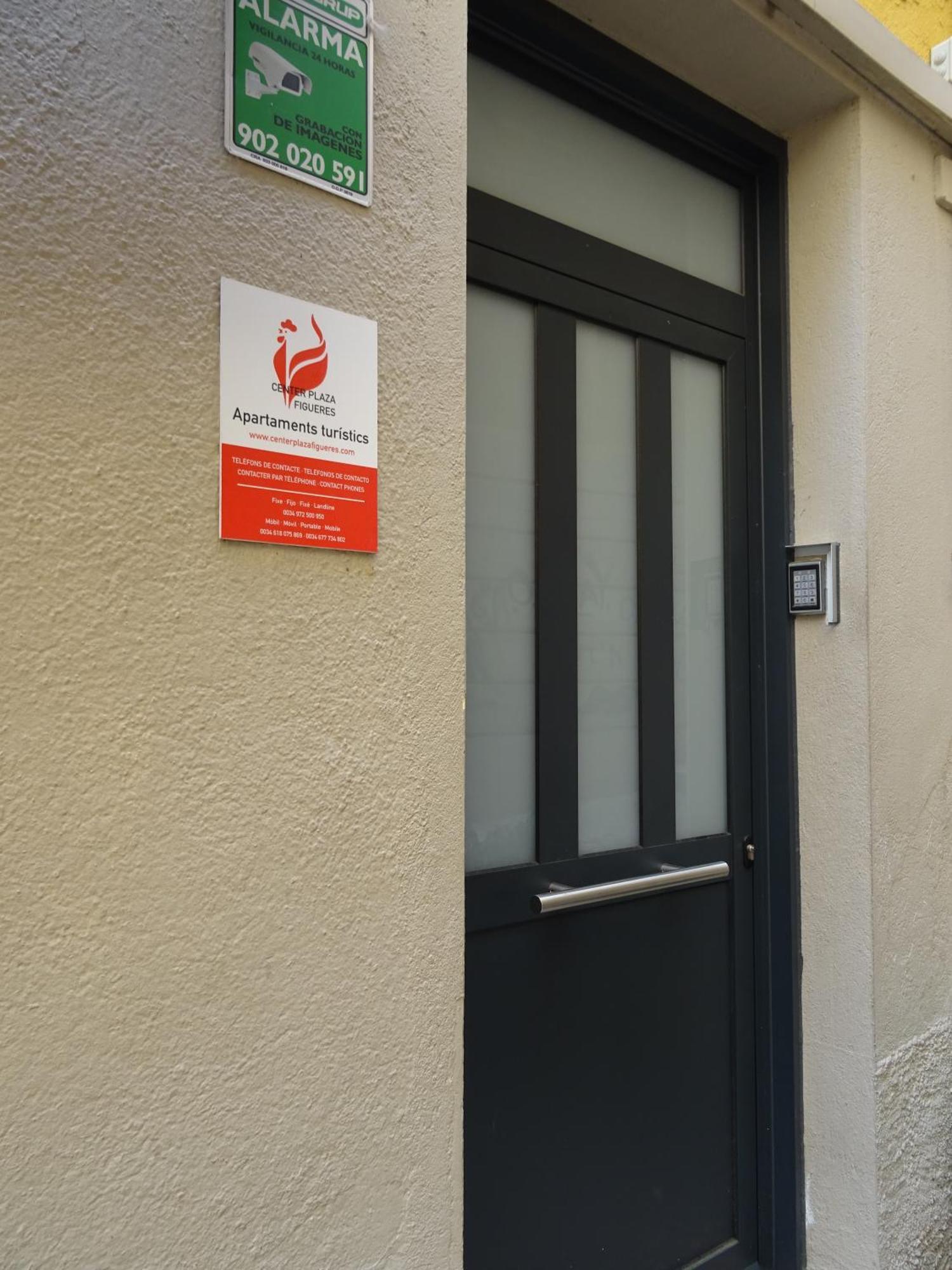 Center Plaza Figueres Apartment Figueres  Exterior photo