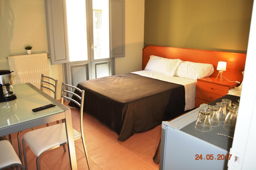Center Plaza Figueres Apartment Figueres  Exterior photo